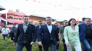 Başkan Akın, Tarihi Kırkpınar Güreşlerini takip etti