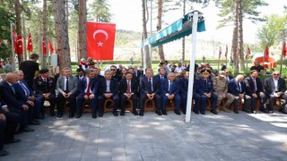 Başkan Büyükkılıç, 15 Temmuzda şehitleri kabirleri başında andı