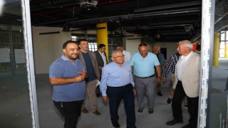 Başkan Büyükkılıç İl Halk Kütüphanesi inşaatını inceledi