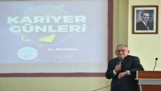 Başkan Büyükkılıç, YKSyi kazanan öğrencileri Kayseriye davet etti
