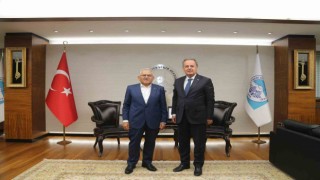 Başkan Büyükkılıça Kaymakam Karacandan veda ziyareti