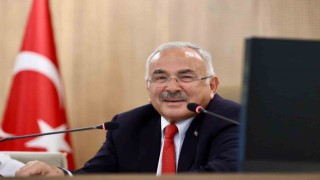 Başkan Güler: “Alarm durumunda her ırmağın başında iş makinası ve ekibimiz var”