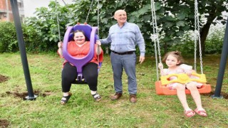 Başkan Kuldan down sendromlu Zeynepe anlamlı hediye