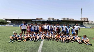 Başkan Tahmazoğlu: “Gençlerimiz en az bir branşta spor yapmalı”