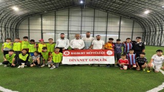 Bayburtta Yaz Kuran Kursları Arası Futbol Turnuvası başladı