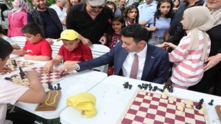 Bayraklıda yaz okulu atölyeleri başlıyor