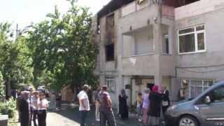 Beykozda eşinden ayrılan şahıs benzinle evi yaktı