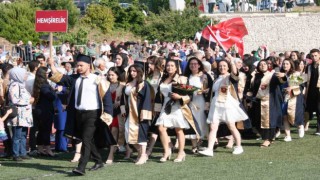 Bilecikte mezuniyet coşkusu yaşandı