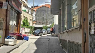 Bilecikte sokak aralarındaki direklerden vatandaş şikayetçi