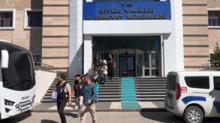 Bitliste sosyal medyalı fuhuş operasyonu