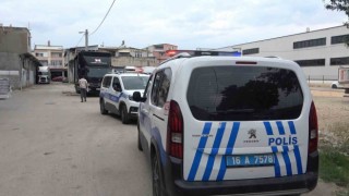 Boşanma davası sonrası eski eşini bacağından vurdu