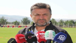 Bülent Uygun: “Menajerler futbolcuları ayartıyor”