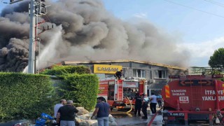 Bursada sandalye fabrikasında yangın