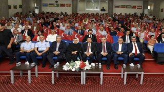 Büyükkılıç, ERÜde 15 Temmuz konulu konferans ve törene katıldı
