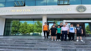 Büyükkılıç, yaz okullarına katılan öğrencilerle bir araya geldi