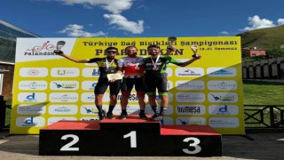 Büyükşehirin pedalı Erzurumdan şampiyonlukla döndü