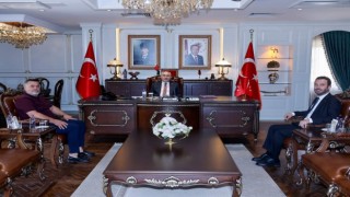 Ceyhan Belediye Başkanı Aydar, Vali Köşger ile Ceyhan yatırımlarını görüştü