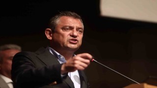 CHP Genel Başkanı Özel: Filistinli bebeklerin kanı elinde olan Netanyahuyu alkışlayanları kınıyorum, elleri kırılsın