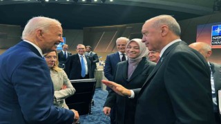 Cumhurbaşkanı Erdoğan, NATO Zirvesinde Biden ile sohbet etti