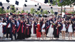 Dekan Yalçın: “Dürüst, çalışkan ve üretken insan bir değerdir”