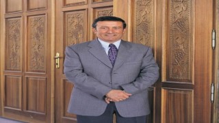 Denizde kalp krizi geçiren iş insanı hayatını kaybetti