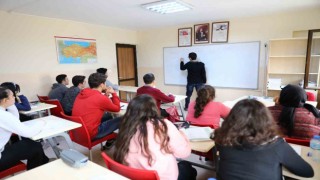 Denizli Büyükşehirden ücretsiz YKS kursu