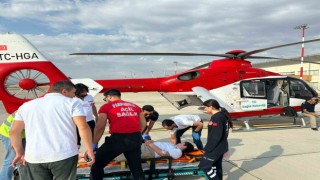 Dereye düşen çocuk ambulans helikopterle Vana sevk edildi