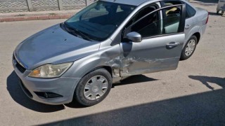 Dikkatsizlik trafik kazasına neden oldu