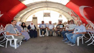 Diyarbakır anneleri bin 772 gündür evlatlarına teslim ol çağrısında bulunuyor