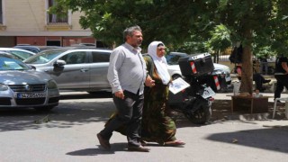 Diyarbakır annelerinin evlat nöbetine bir aile daha katıldı