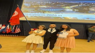 ‘Dünya Klavye Şampiyonasından madalyalar ile döndüler