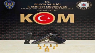 Durdurulan şüpheli araçtan 1 adet ruhsatsız tabanca ele geçirildi