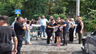 Edirnede iki otomobil çarpıştı: 2si çocuk 5 yaralı