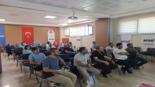 Elazığda AFAD gönüllülerine ilk yardım eğitimi