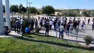 Elazığda Eti Krom işçileri oturma eylemine başladı