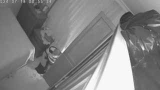 Emanet verilen anahtarları kopyalayıp soygun yapan bakkal yakalandı