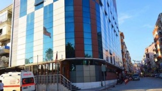 Erdekte denizde boğulma tehlikesi geçiren kadın hastanede hayatını kaybetti