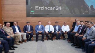 Erzincanda bin kişiye aşure ikramı