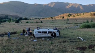 Erzincanda trafik kazası: 1 ölü, 6 yaralı