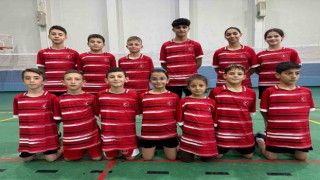 Erzincanın minik badmintoncuları milli takıma davet edildi