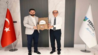 Esen: Zorlukları el birliği ile aşmalıyız