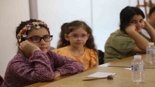 Esenlerde bulunan ‘SanaTatil Yaz Okulunda dersler başladı
