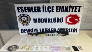 Esenlerde uyuşturucu operasyonu: 12 ayrı suçtan aranan firari yakalandı
