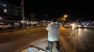 Esenyurtta motosikletli şahıslar restorana silahlı saldırı düzenledi: 1 ölü