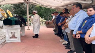 Eski bakanın kardeşi emekli hakim Nedim Adak, son yolculuğuna uğurlandı