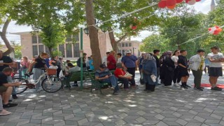 Eskişehirde ücretsiz döner kuyruğu oluştu