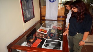 EÜ Merkez Kütüphanesinde “15 Temmuz Konulu Kitap Sergisi” açıldı