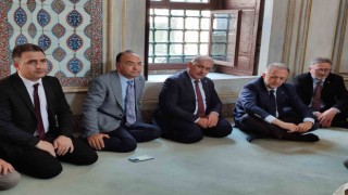 Fatihte restorasyonu tamamlanan Sultan 3. Selim ve Sultan 3. Mustafa Türbesi açıldı