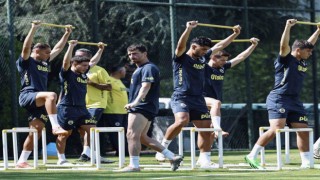 Fenerbahçe, yeni sezon hazırlıklarını sürdürdü