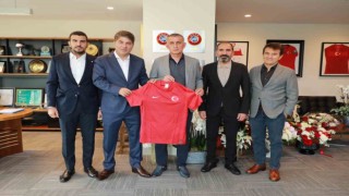 Fenerbahçeden TFF Başkanı Hacıosmanoğluna ziyaret
